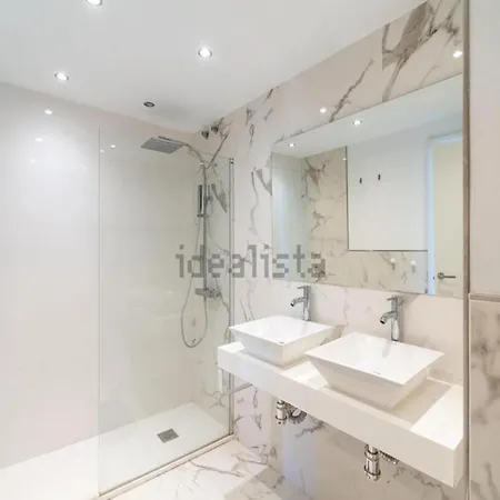 Faro's Dona Sofia - Beachapartment Apartment