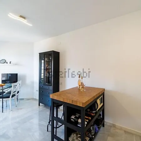 Faro's Dona Sofia - Beachapartment Fuengirola